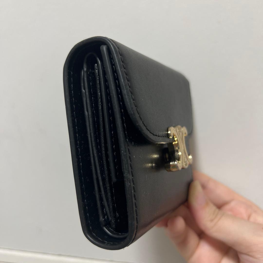 セリーヌ　ウォレット　二つ折り財布