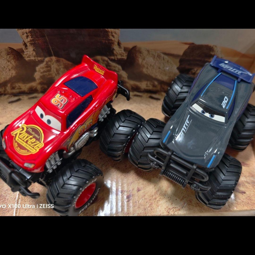 【激安】 カーズ モンスタートラック ミニカー　4台セット ラミレス メーター