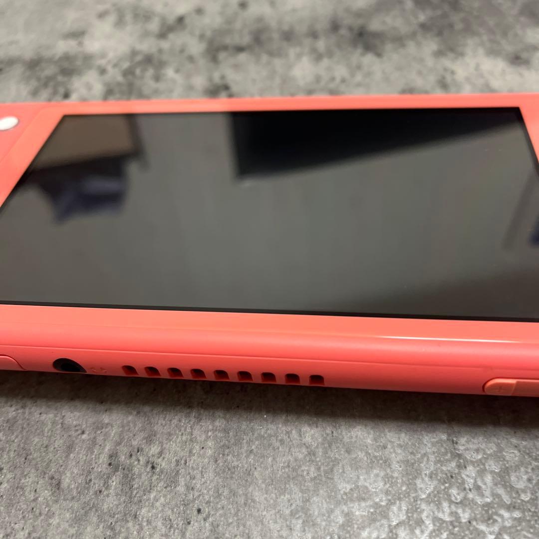 naonao　Nintendo Switch Lite コーラル 本体