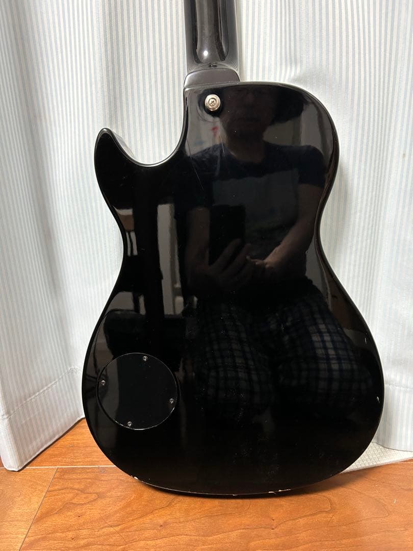 ぽぽぽ　Ibanez Artcore AXD-71