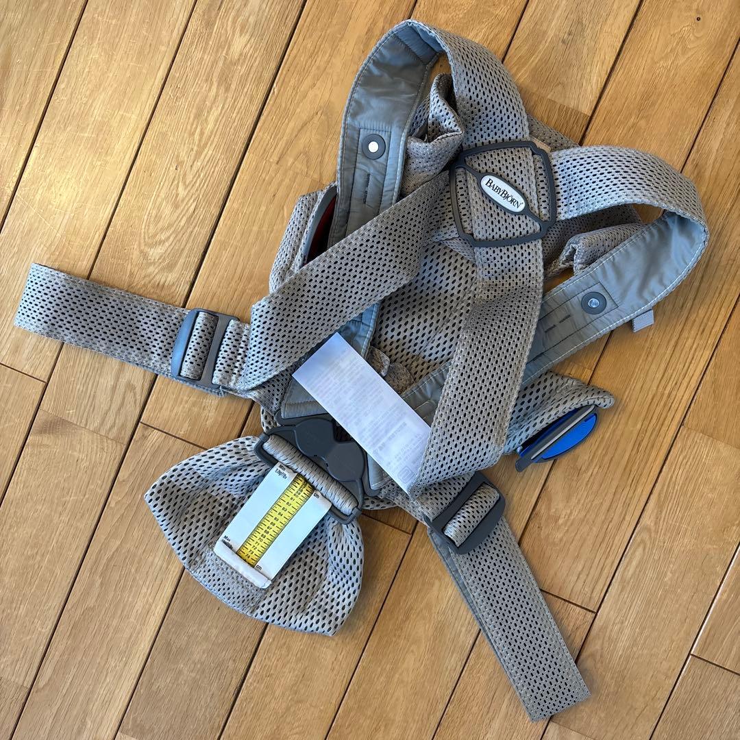美品　BABYBJÖRN ベビービョルン　ベビーキャリアMINI Air