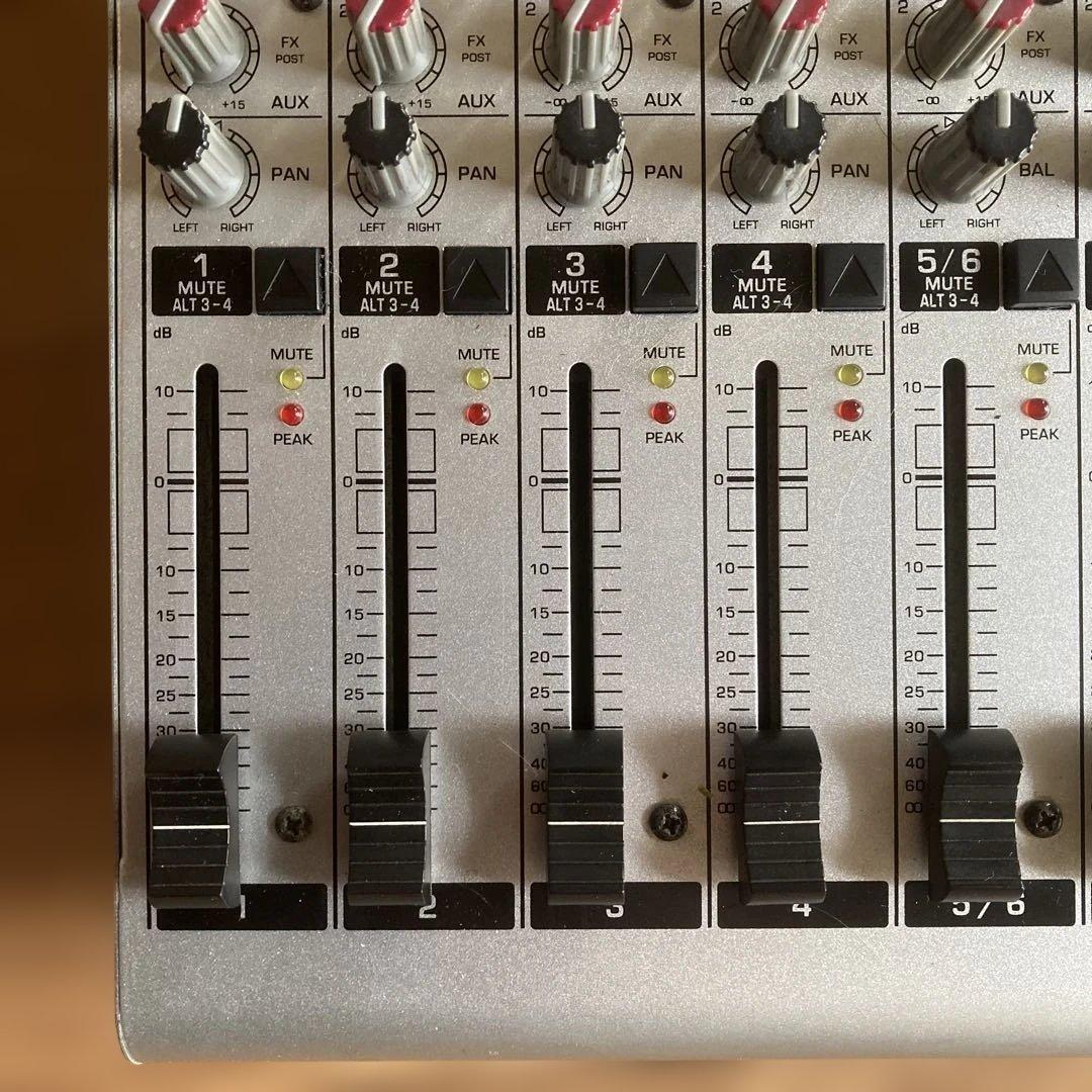 Behringer UB1204-pro アナログミキサー