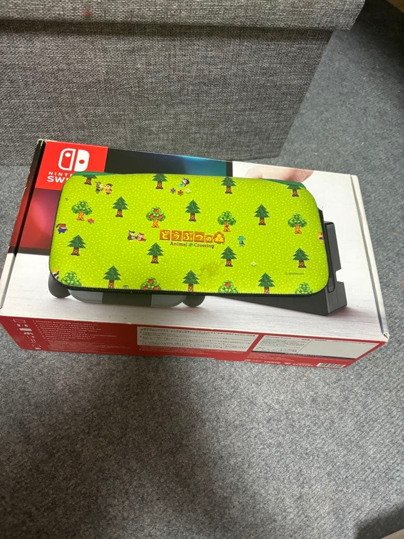 Nintendo Switch 本体 赤と青 Joy-Con付き