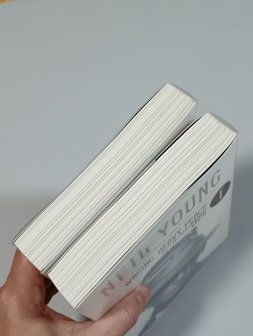 ２冊セット　ニール・ヤング自伝　１・２巻