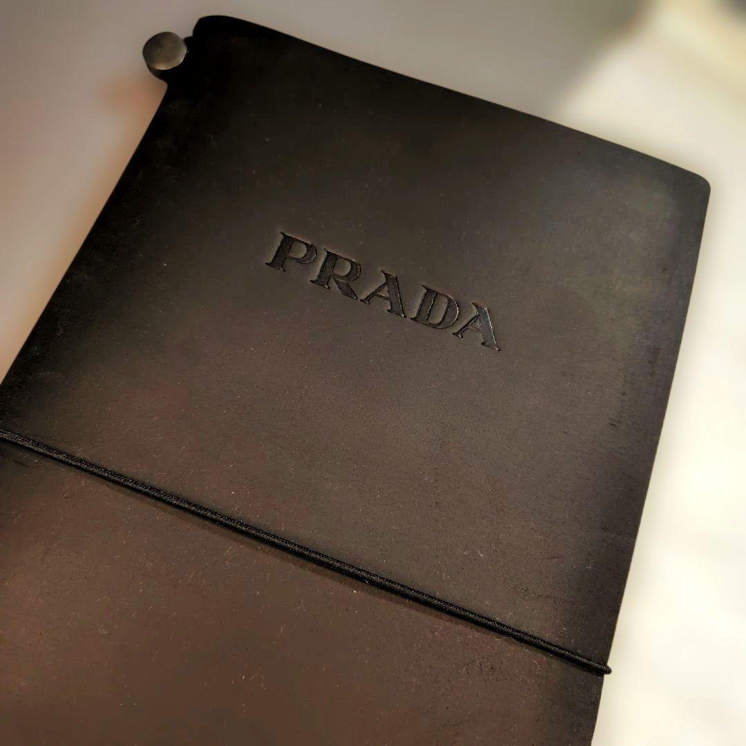 トラベラーズノート プラダ PRADA （ブラスタグ付き）