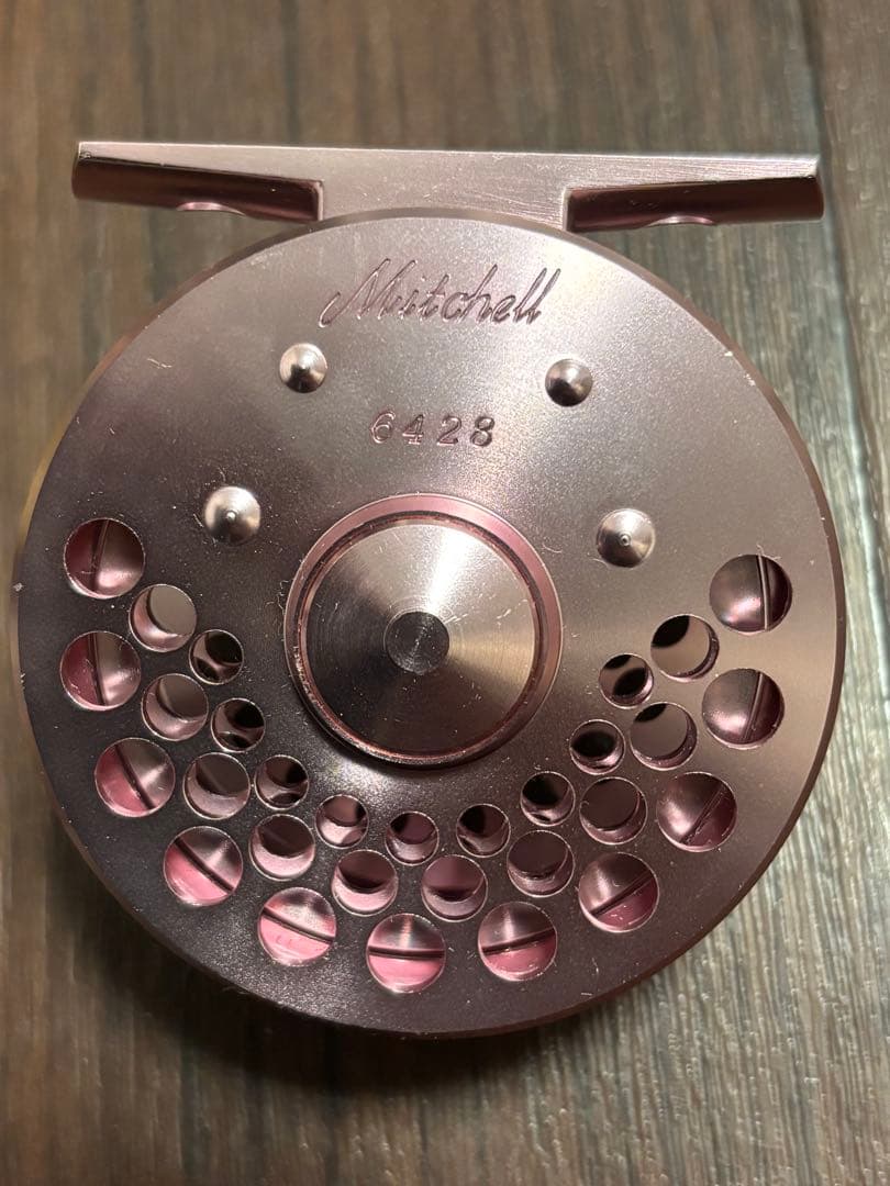 神*山様 【 希少】MITCHELL6428ピンクFly Fishing Ree