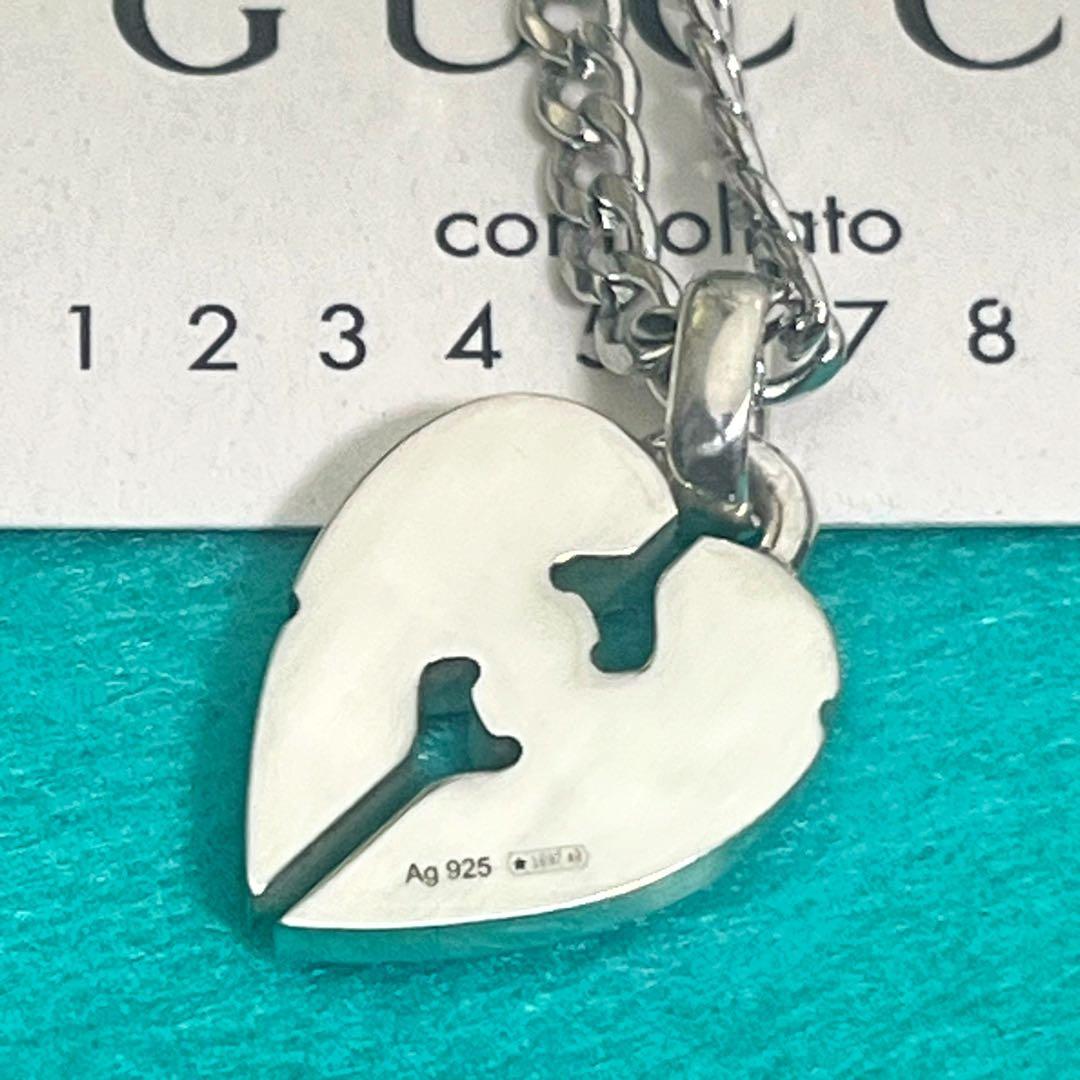 美品　GUCCI ハートノットペンダント