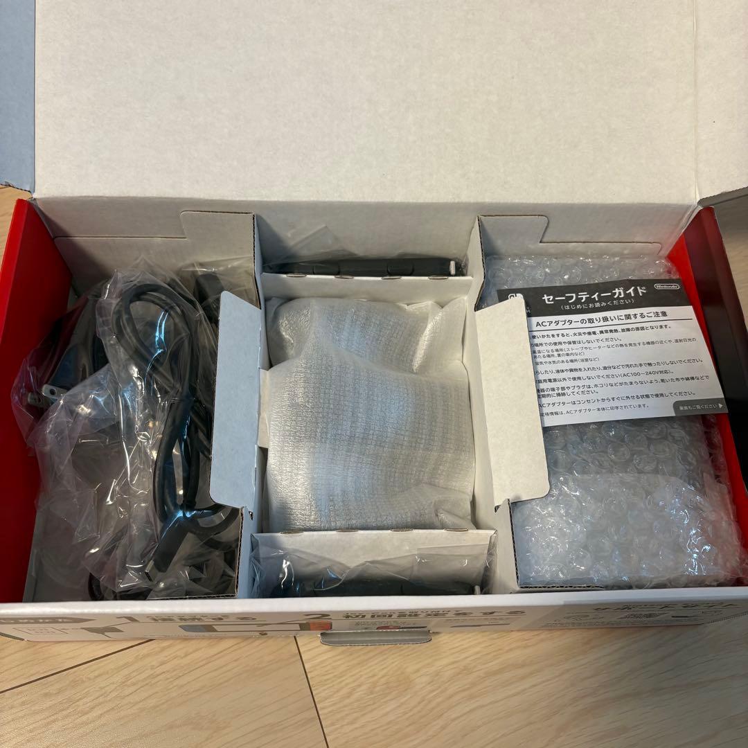 【美品】Nintendo Switch 青/赤 本体