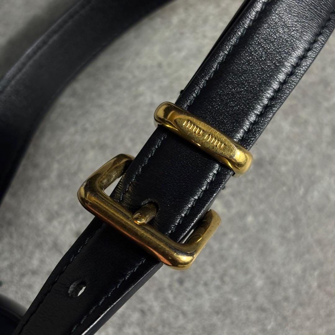 【極美品】MIUMIU 現行モデル ウエストバッグ レザー ショルダーバッグ