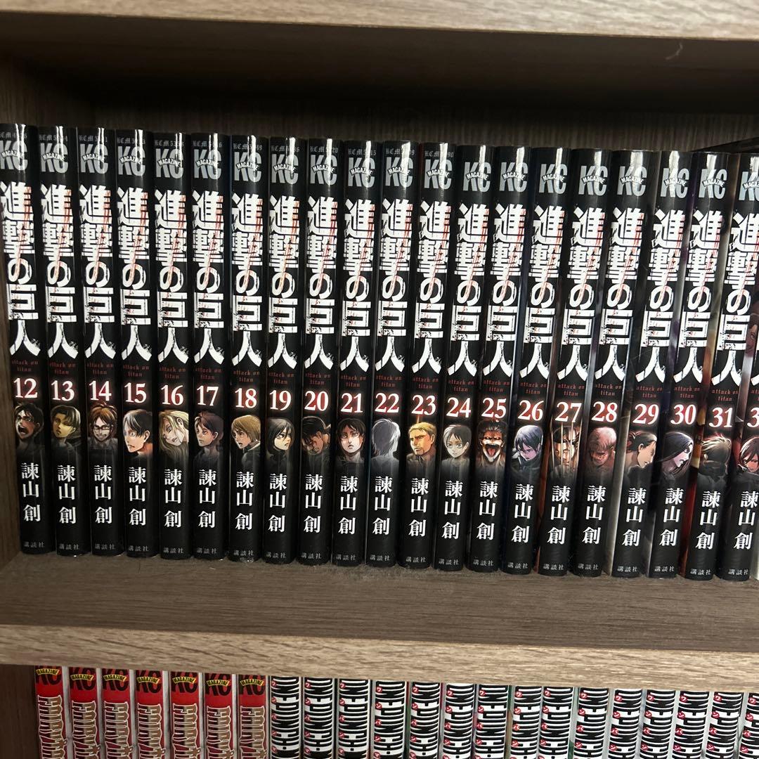 キングダム 51-55巻 & 進撃の巨人 13-30巻