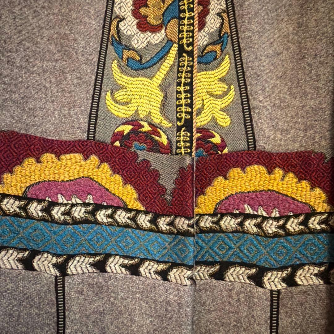 ETRO 刺繍入りグレージュコート　美品