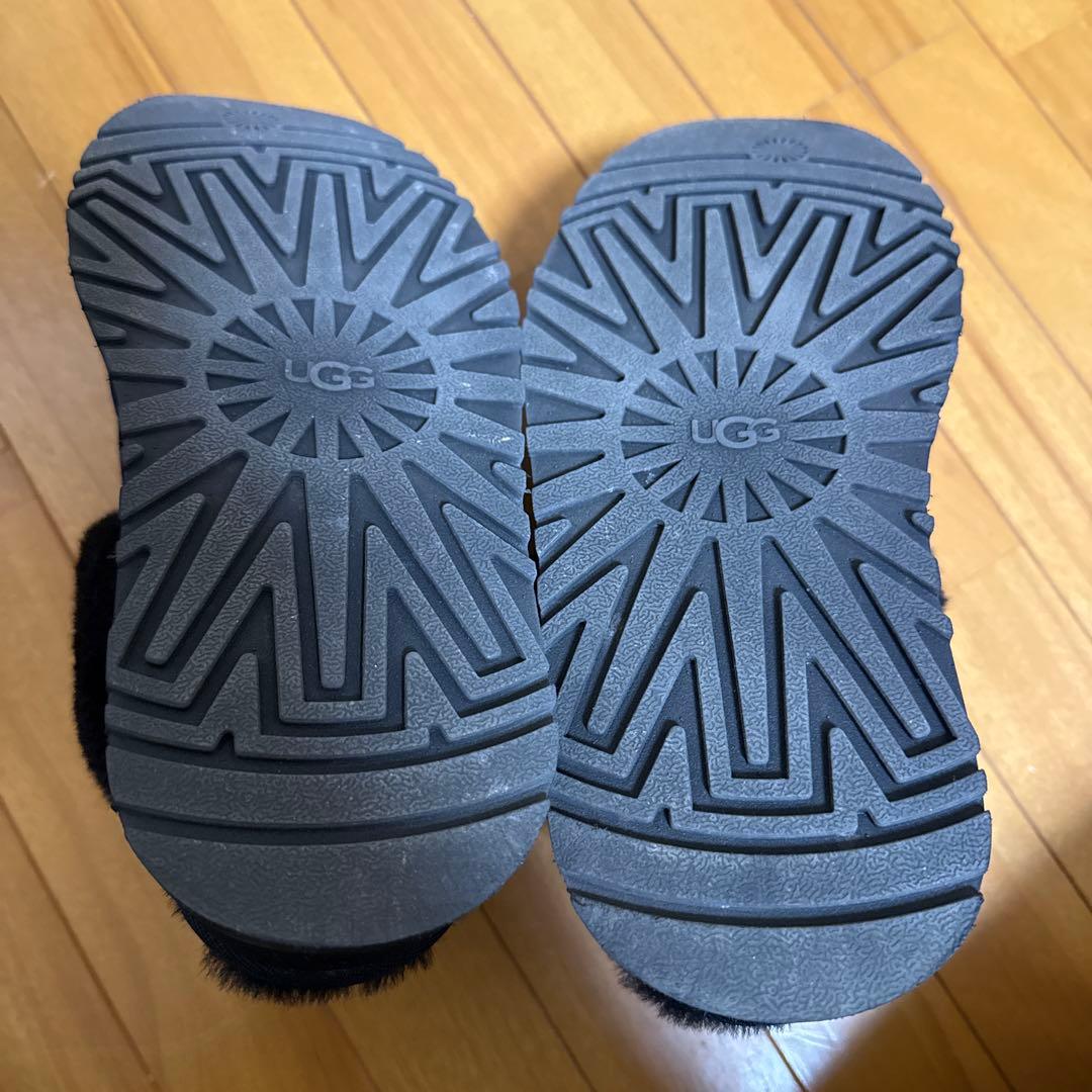 UGG / FUNKETTE 26.0㎝ BLACK