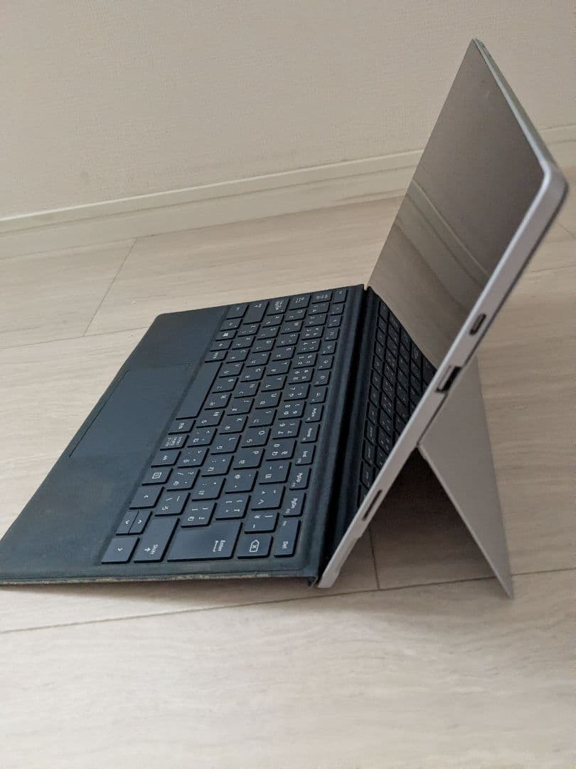 ジャンク Surface Pro 5 4GB/128GB/Office2021