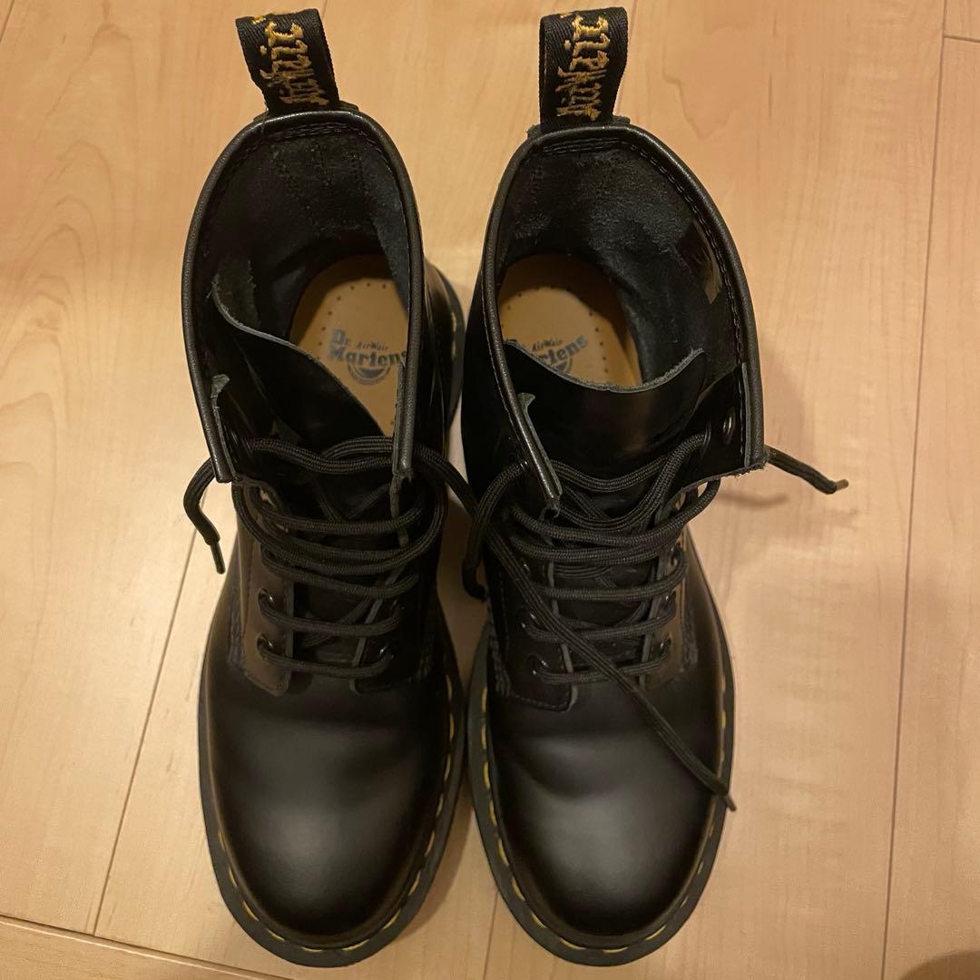 Dr. Martens ドクターマーチン　レースアップブーツ　8ホール