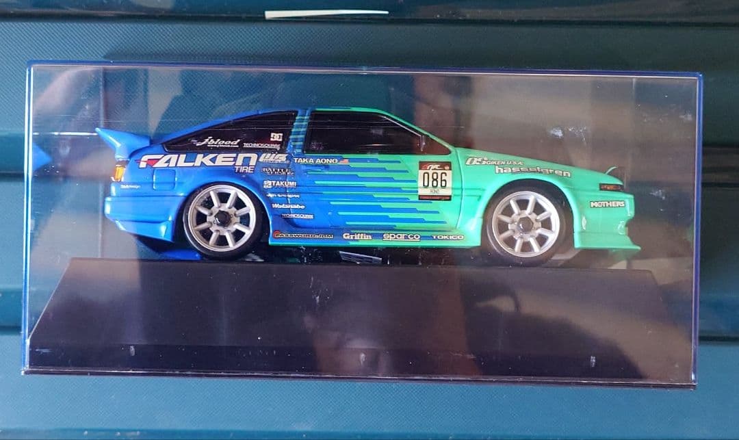 京商ミニッツ　フォーミラーＤトヨタＡＥ８６ボディ