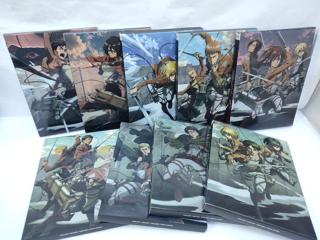 進撃の巨人 season1 初回限定DVD 全巻セット ＋ 限定特典DVD全5巻