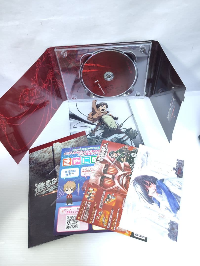 進撃の巨人 season1 初回限定DVD 全巻セット ＋ 限定特典DVD全5巻