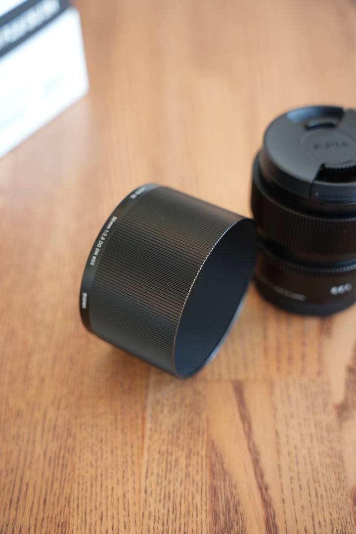 【美品】SIGMA 90mm F2.8 DG DN レンズ