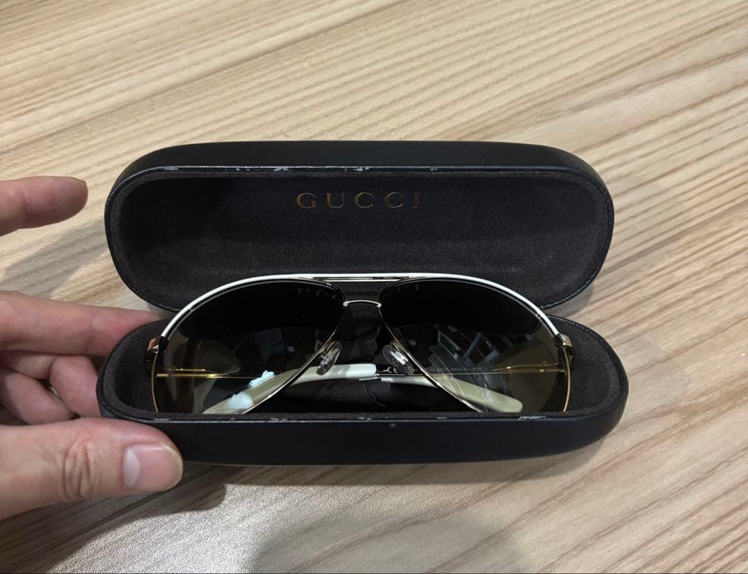 GUCCI サングラス　ティアドロップ