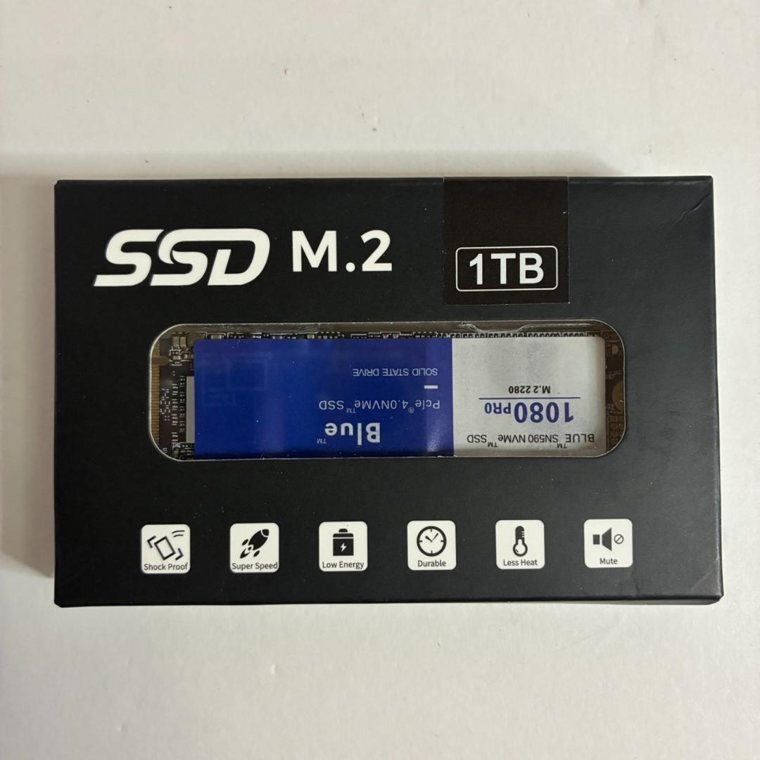 【未使用】M.2 NVMe SSD 1TB 1080 PRO