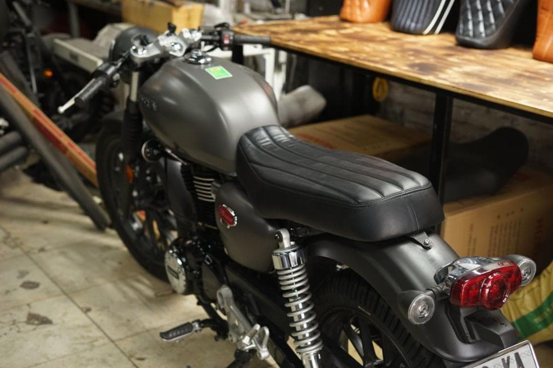 野貴 　GB350　シート　Javimotor Black TYPE 1