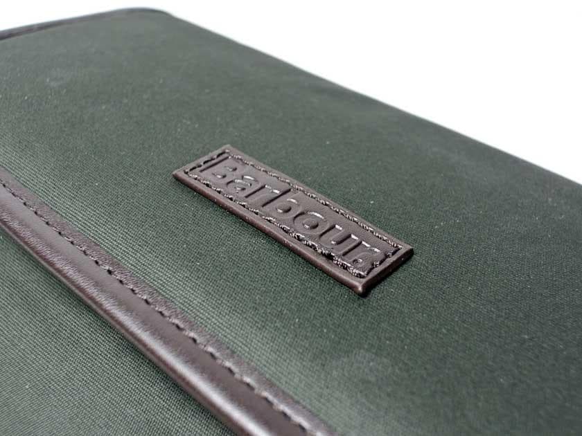 新品【バブアー】ドライワックスド コットン・ハンギング ウォッシュバッグ