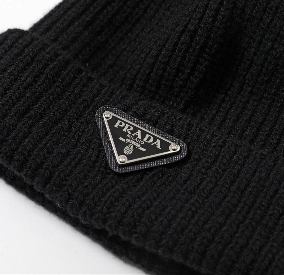 PRADA ニット帽