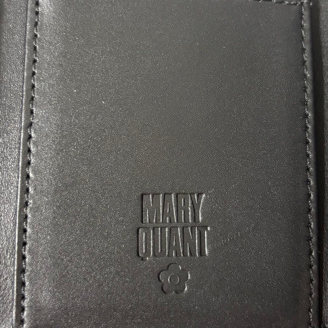【未使用】 MARY QUANT 2つ折り財布 花柄 パール　ブラック