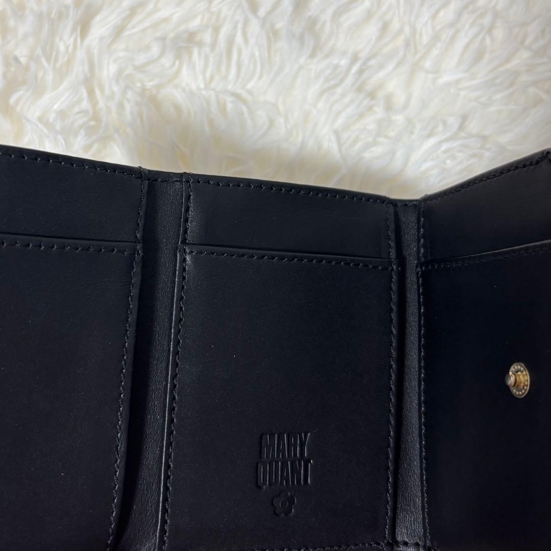 【未使用】 MARY QUANT 2つ折り財布 花柄 パール　ブラック