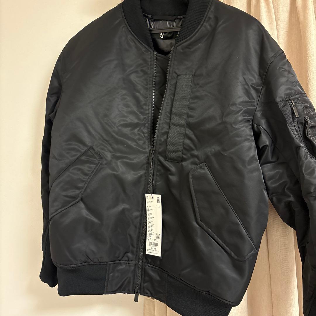 ト*シ様 新品です。 ユニクロの商品でサイズが合わなく出店しました。