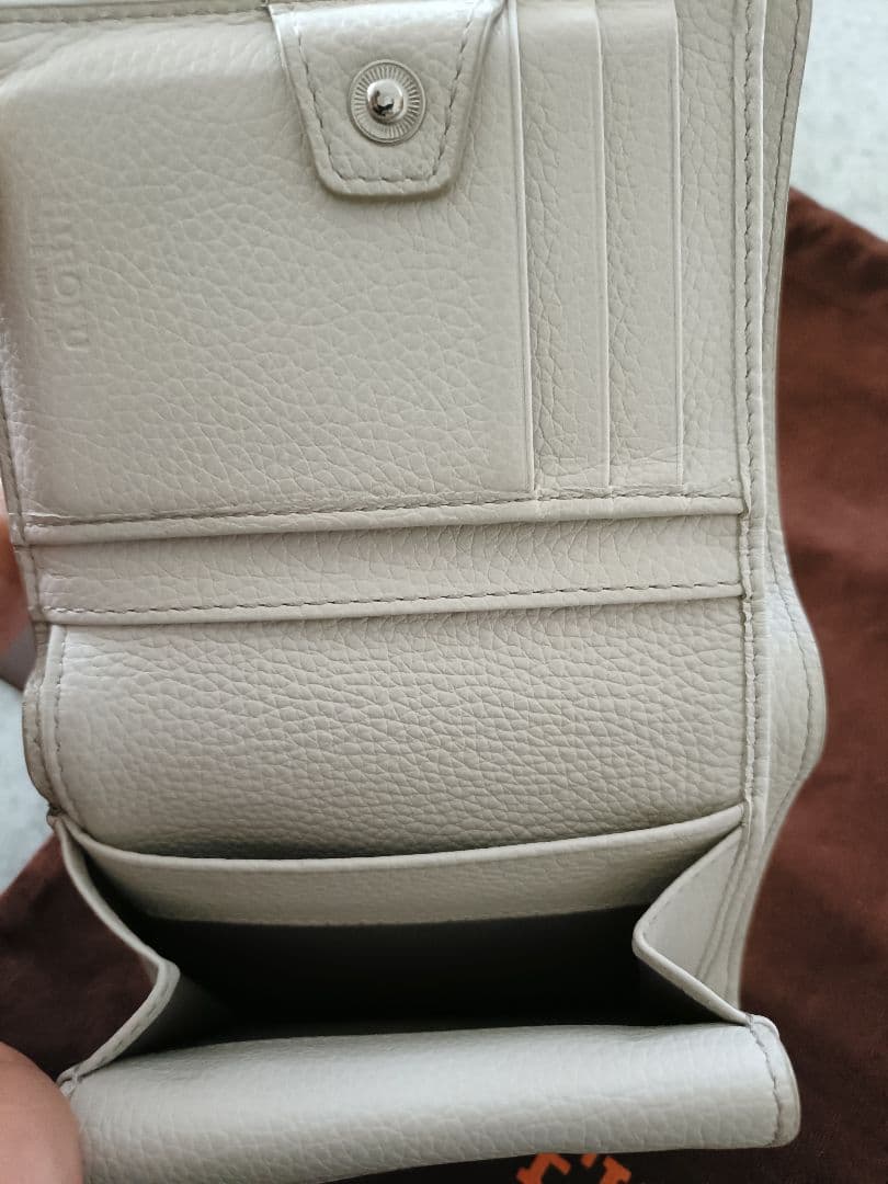 ヒロフ　センプレ二つ折り財布 レザー ウォレット 本革
