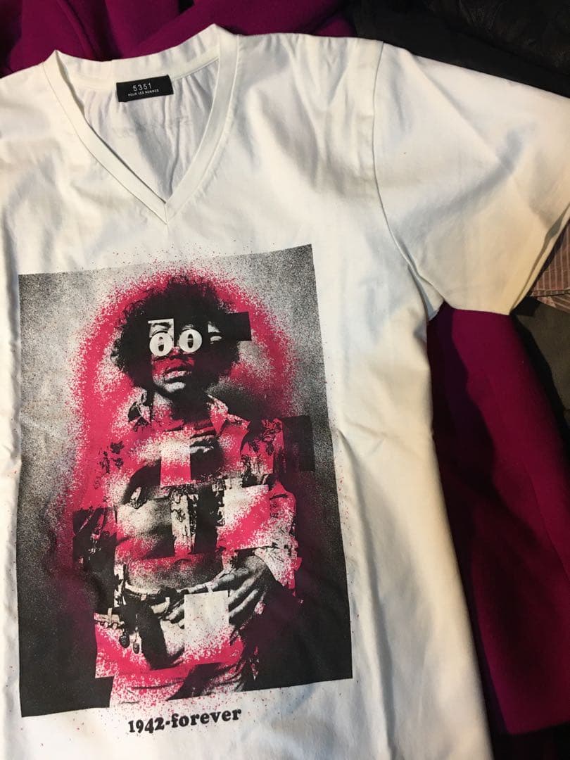 arean8285351×BUGGY JIMI HENDRIX