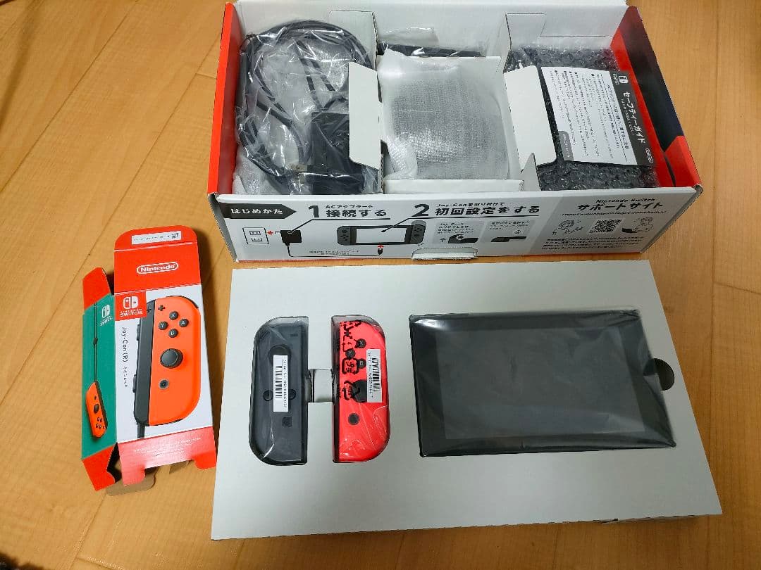 ◆Nintendo Switch バッテリー強化版　付属品完備　任天堂 スイッチ