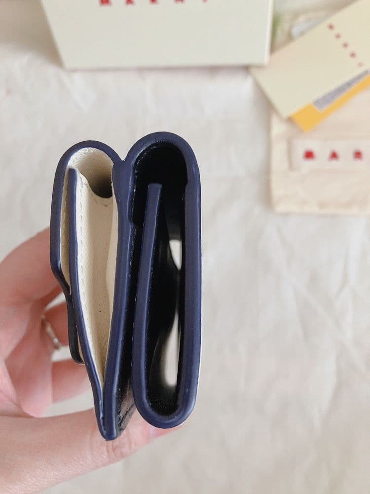 MARNI✨マルニ　ロゴ　ミニウォレット三つ折り財布　アイボリー系*