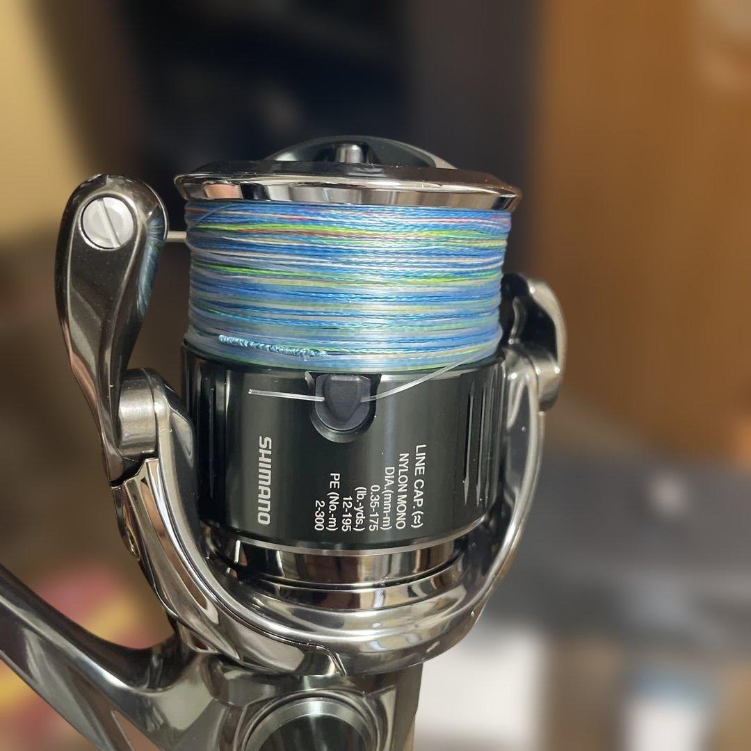 SHIMANO 22ステラ　C5000XG ゴメクサスハンドルノブ付き