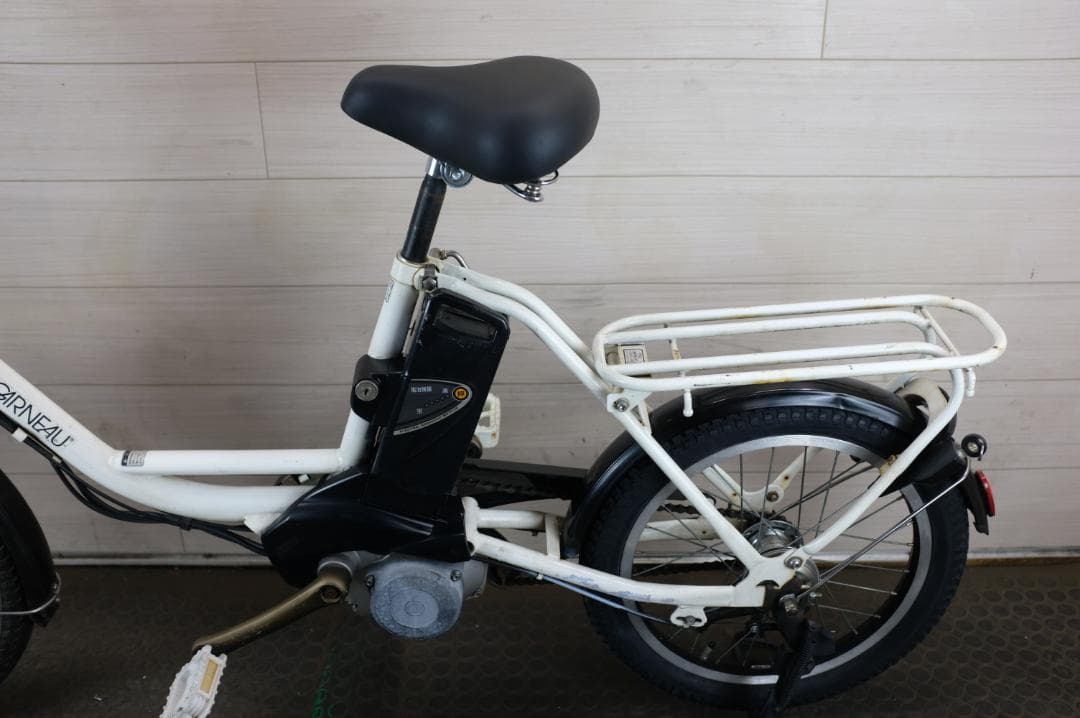 だ*い様 ルイガノ 　18インチ　3段　8.9Ah（5点灯）充電器あり