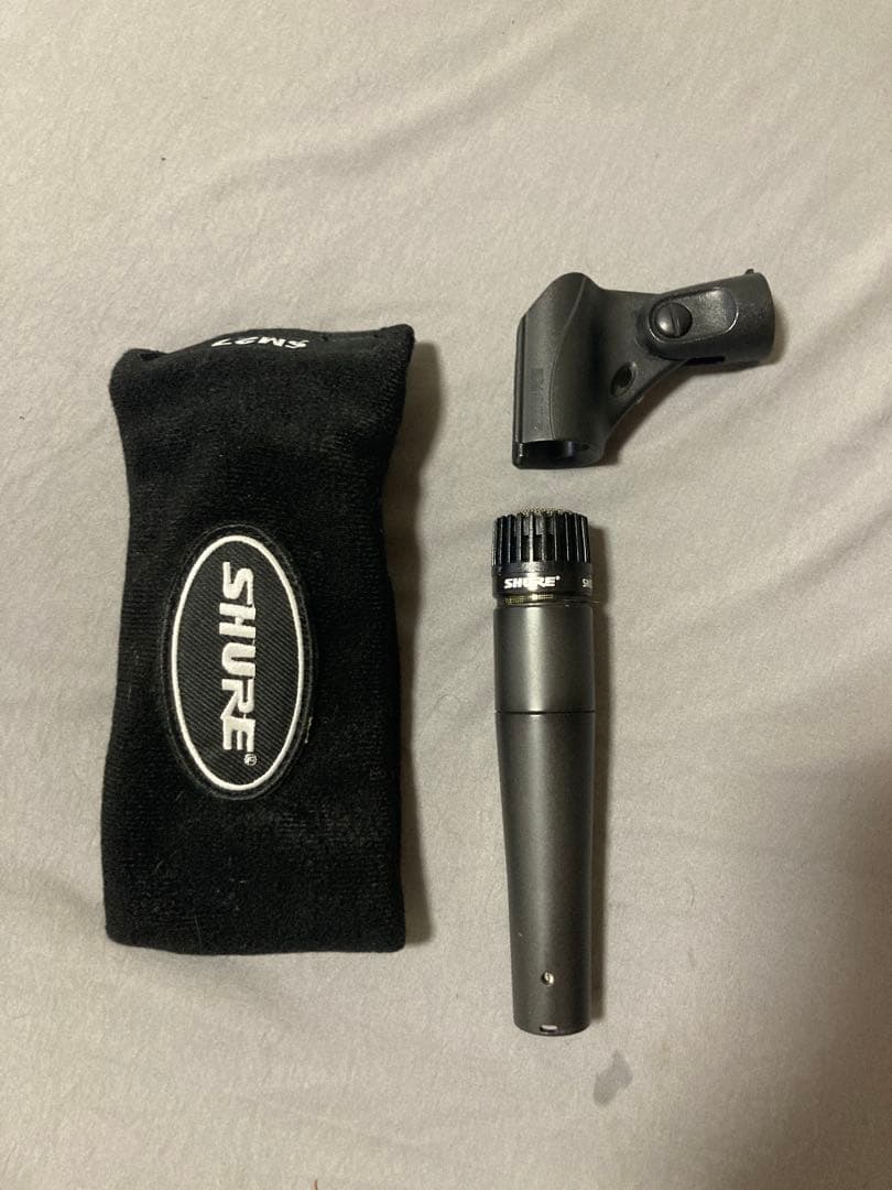 SHURE SM57 ダイナミックマイク 本体と付属品