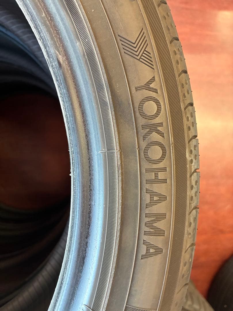 ブルーアースRV02 225/45R18 4本セット