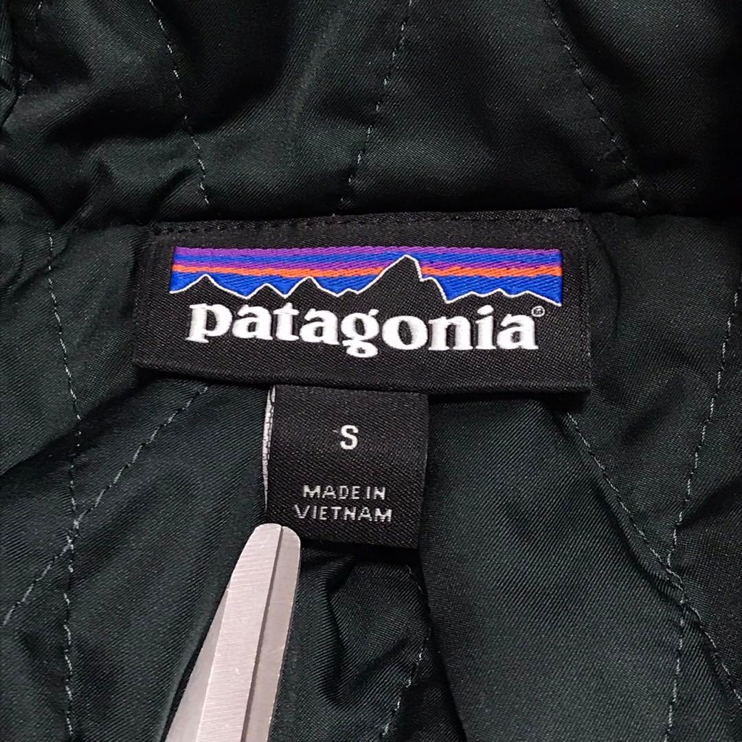 美品　patagonia パタゴニア　インサレーテッドベターセーターフーディー