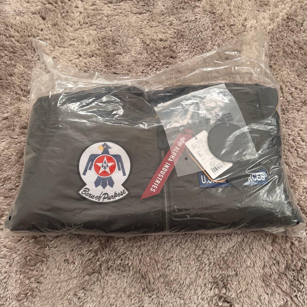 ジャケット・アウター Alpha Industries MA-1 Thunderbird XL