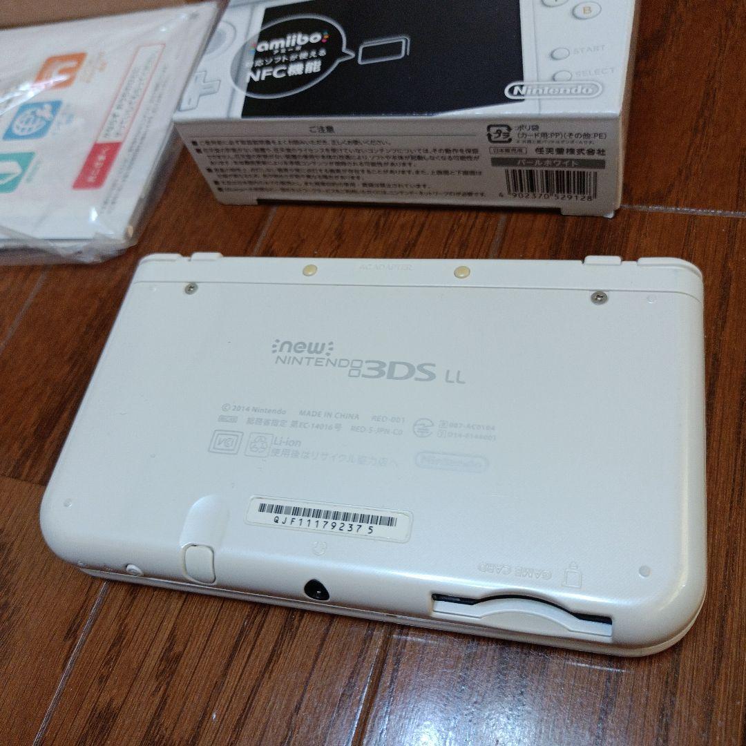 New ニンテンドー 3DSLL パールホワイト　美品　保証書あり
