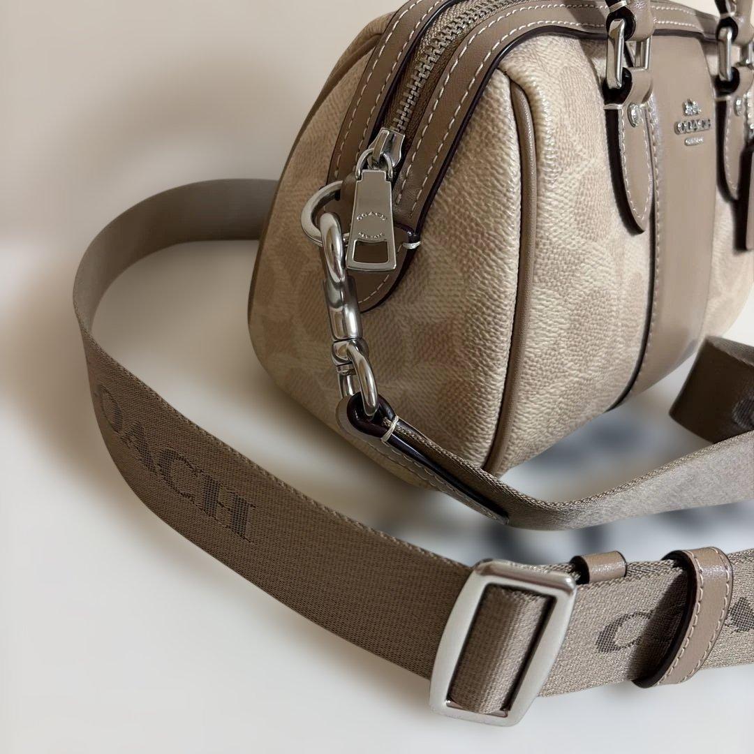 COACHコーチミニローアンクロスボディシグネチャーキャンバスストライプ保存袋付