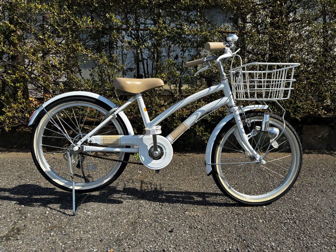 子供用自転車 20インチ 白 おしゃれ キッズ 春日部市より