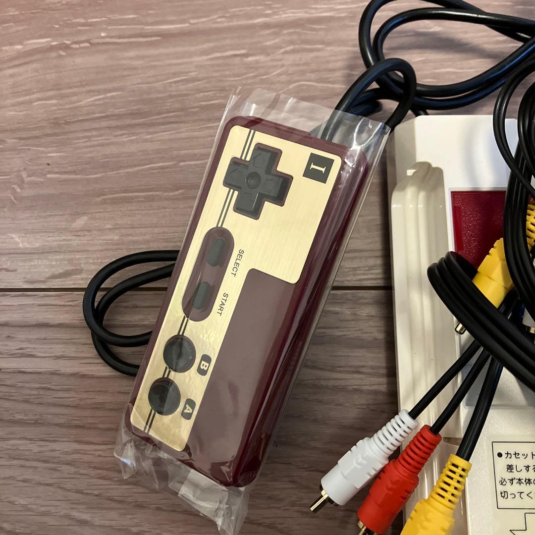 ファミコン　ファミリーコンピューター綺麗なファミコンAV仕様！※購入品　確認必須