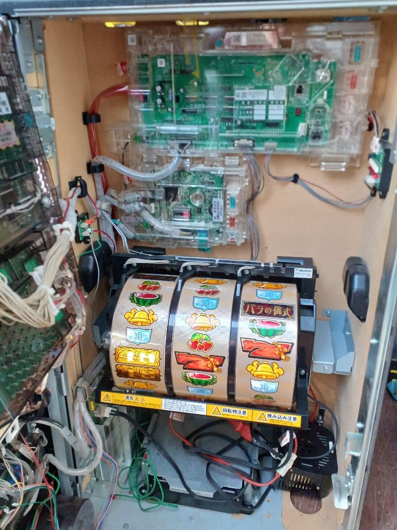 【送料無料】ぱちスロAKB48 バラの儀式　実機