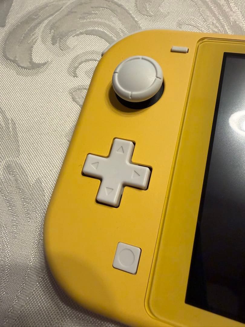 【消毒済】Switch lite イエロー