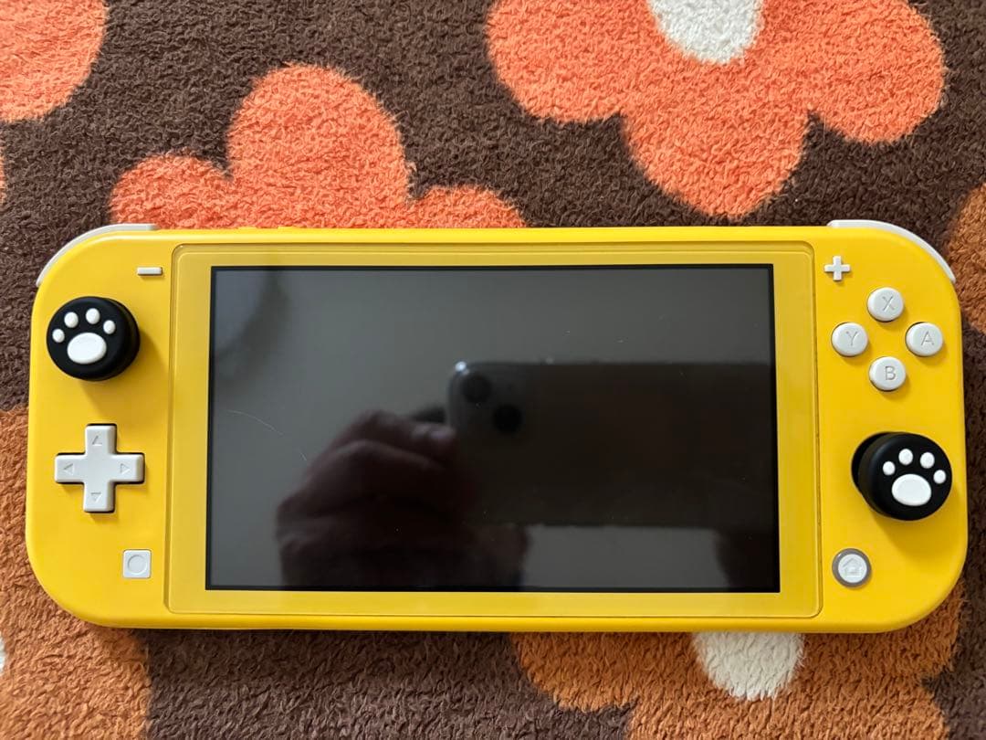 Nintendo Switch Lite イエロー + ドラゴンクエストⅢ