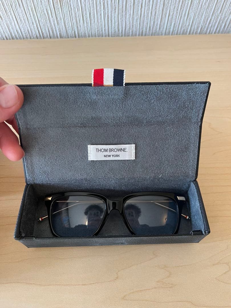 THOM BROWNE ブラック サングラス ケース付き