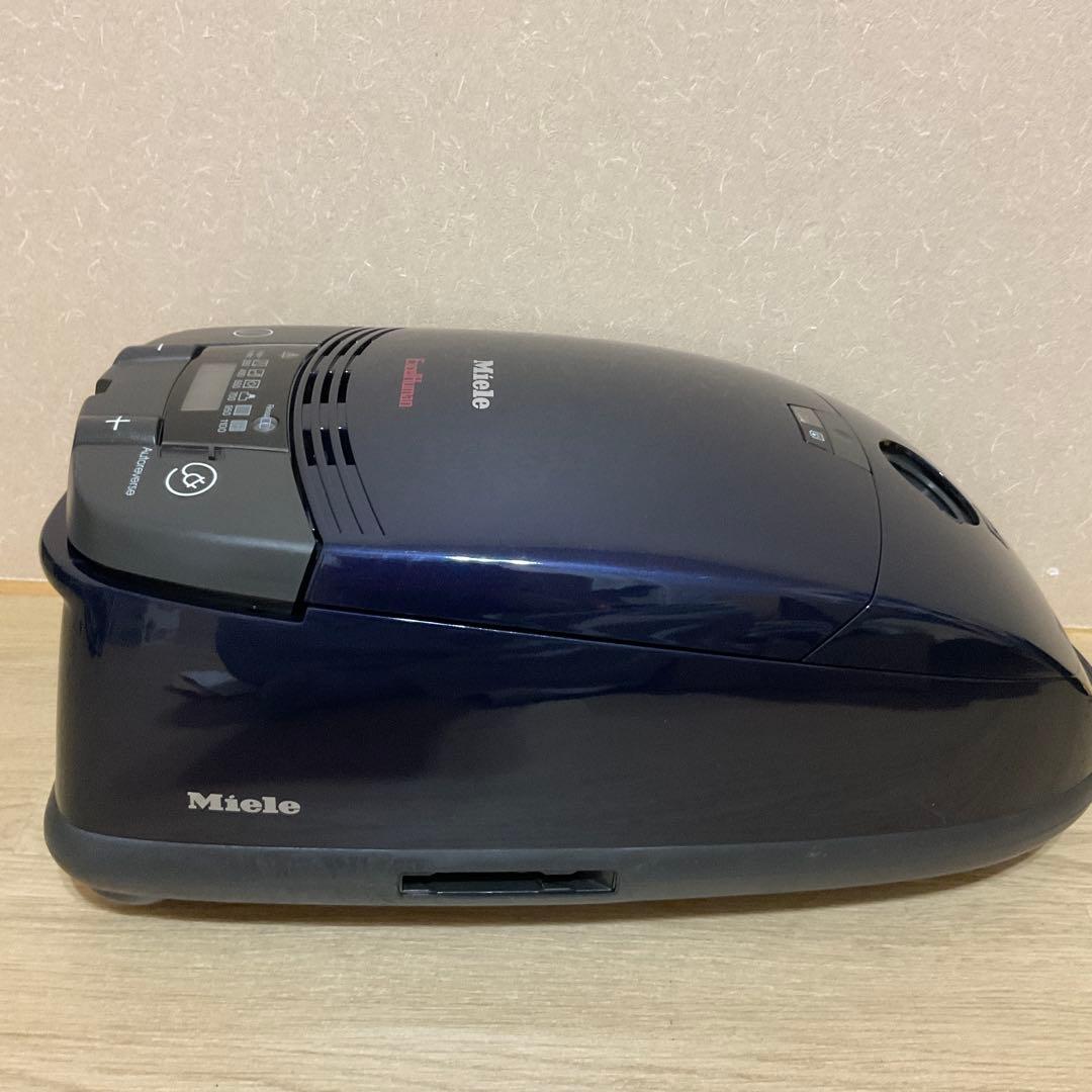 【未使用】Miele ミーレ 掃除機 S648 Compact C2 紙パック式