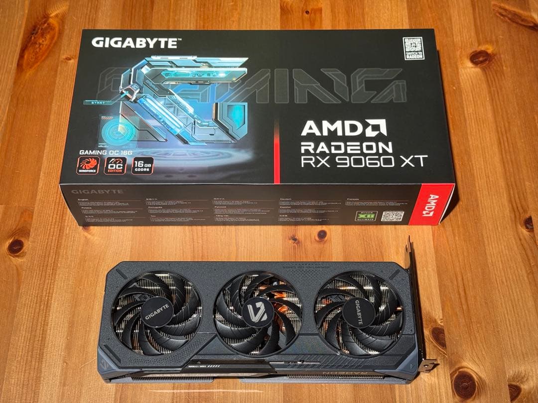 グラフィックボード・グラボ・ビデオカード GIGABYTE Radeon RX 9060 XT GAMING OC 16G
